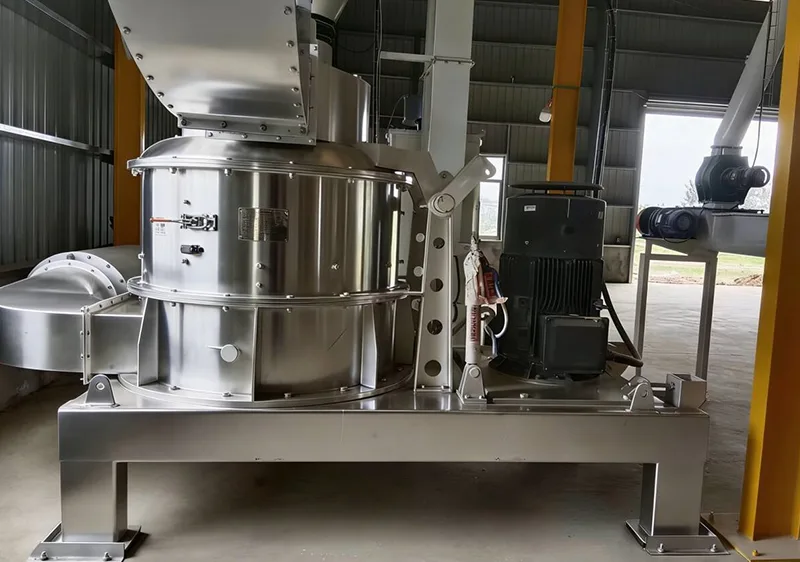 化学超微粉砕機の特長